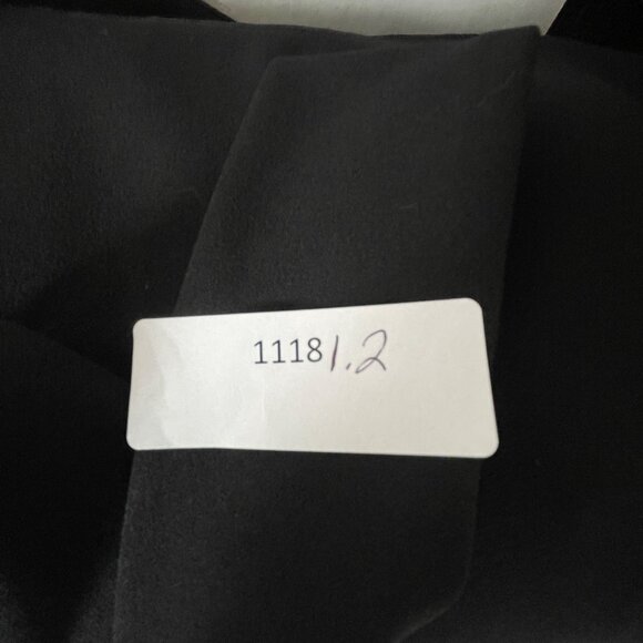 Express Womens Pitch Black V-Neck Jumpsuit Tie Waist SS Elegant $98 NEW Classic - Picture 10 of 10